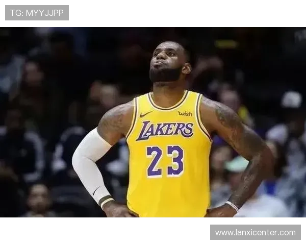 马健分析詹姆斯离队后湖人可能获得的补偿与完美局面展望